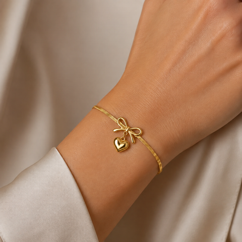 Golden Bow Heart Bracelet