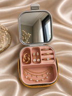Compact Travel Jewellery Organizer